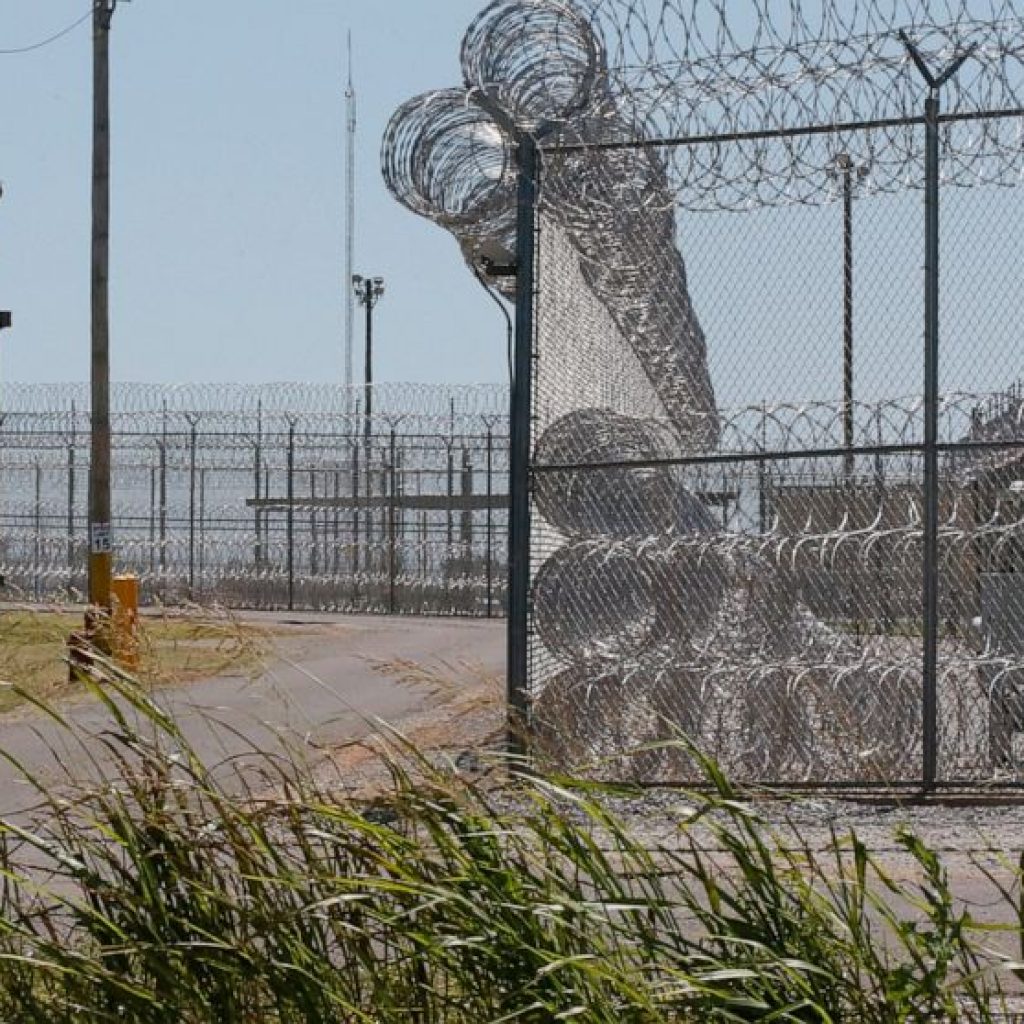 Karena Corona Ratusan Napi Brasil Melarikan Diri