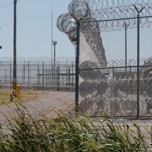 Karena Corona Ratusan Napi Brasil Melarikan Diri