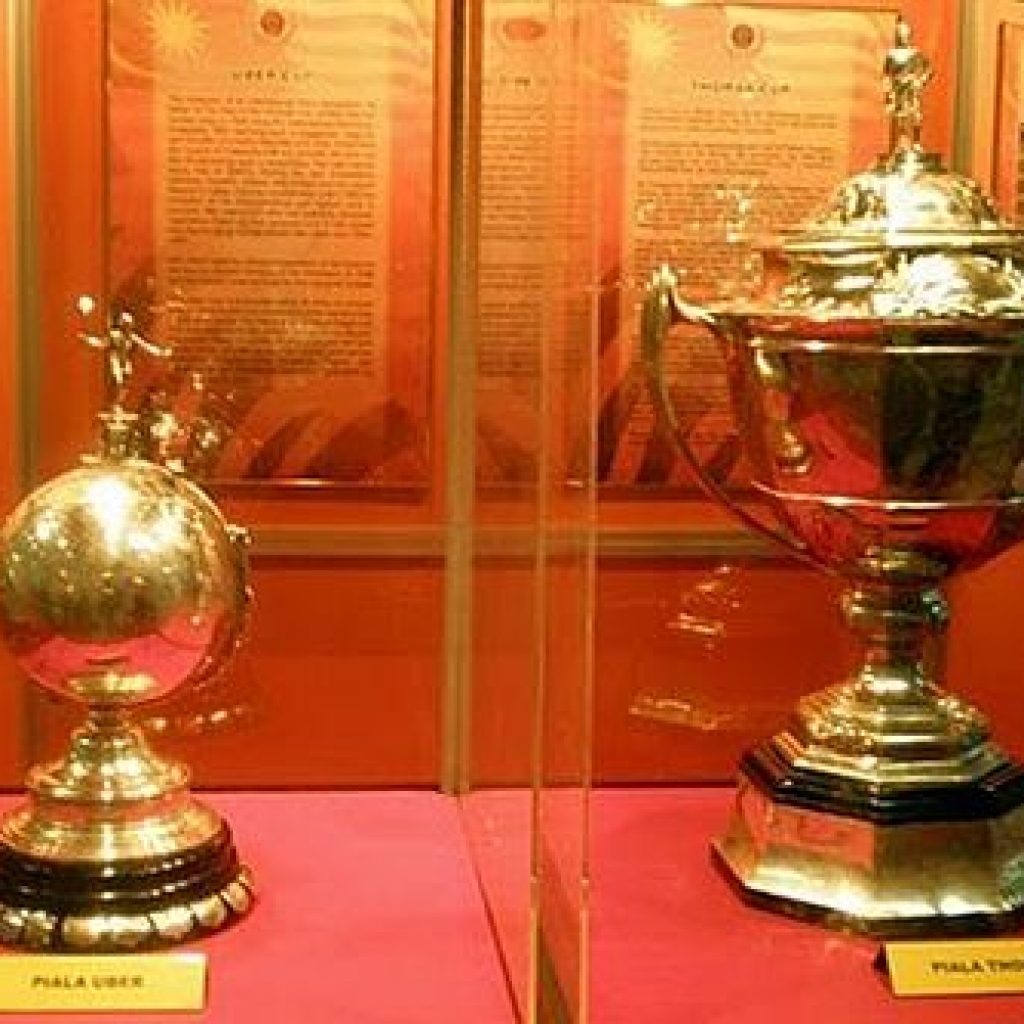 Piala Thomas dan Uber Ditunda Hingga Agustus