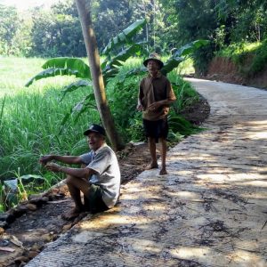Warga Kedungsari Mengaku Sangat Puas Pembangunan Jalan Hasil Proyek TMMD Reguler 107