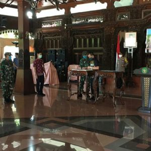 Naskah TMMD 107 Di Tanda Tangani Oleh Dandim 0722/Kudus Dengan Pemkab Kudus