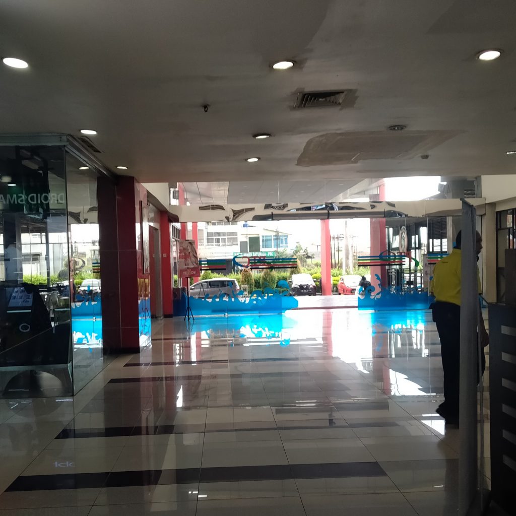 PTC Mall Kurang Perketat Keamanan Standar Covid-19 Bagi Pengunjung
