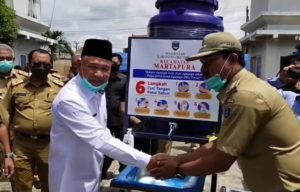 Bupati Bagikan 52 Unit Tandon Air