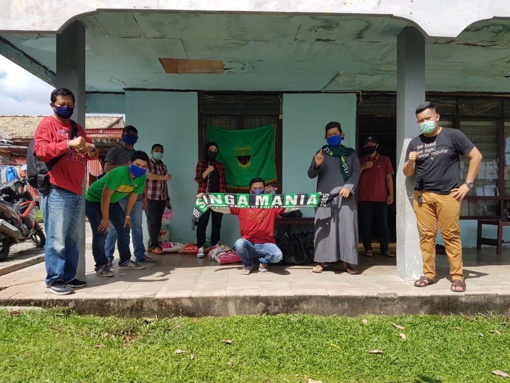 Rayakan Hari Jadi, Singa Mania Sebar Ratusan Paket Sembako