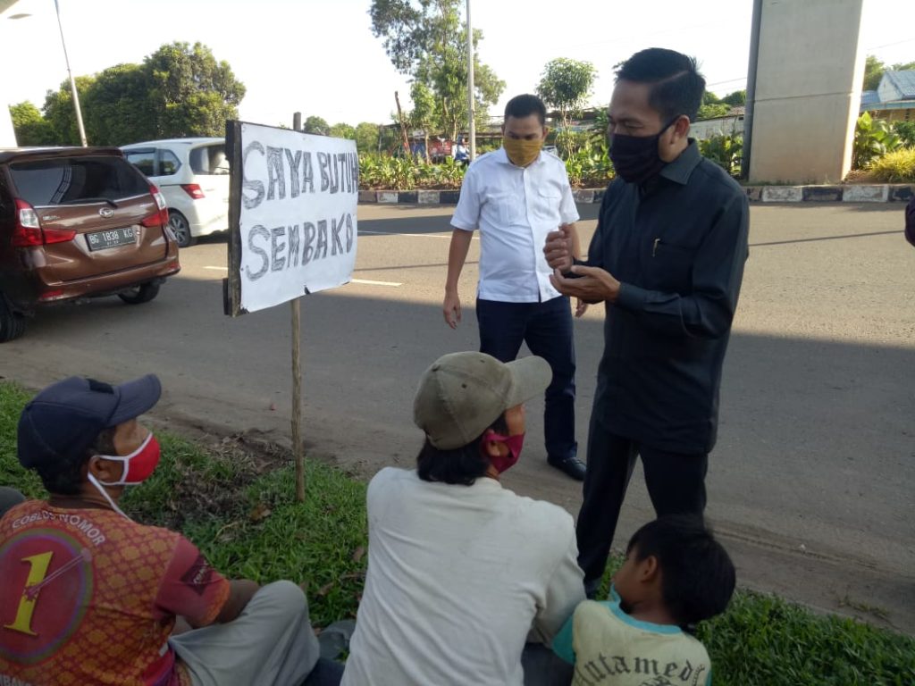 Ratu Dewa Tegur Anjal yang Penuhi Jalan Protokol Palembang