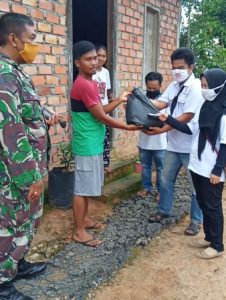 Bantu Masyarakat Terdampak Covid-19, PGK Muara Enim Sebar Sembako