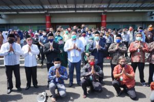 Dinyatakan Sehat,  Herman Deru Lepas 336 Santri dan Mahasiswa Sumsel ke Gontor