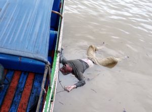 Mayat Tanpa Identitas Ditemukan di Sungai Musi