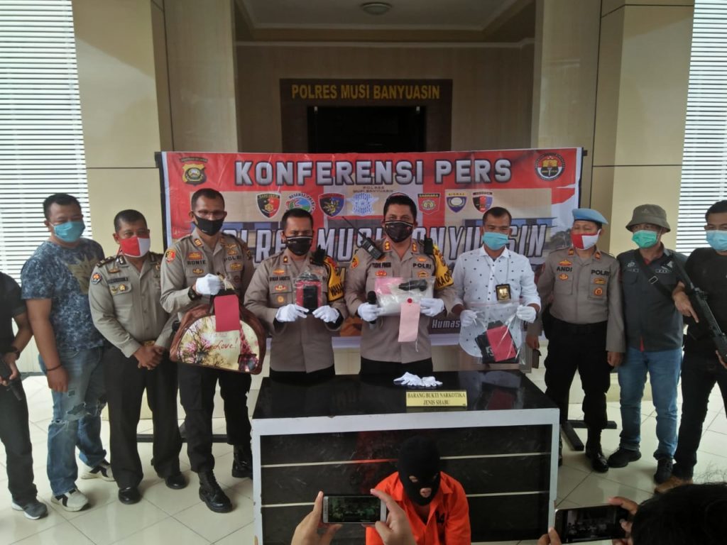 Warga Muara Enim Di Tangkap Polsek Bayung Lencir Bawa 1 Kg Sabu