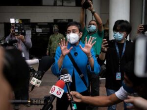 Jurnalis Filipina Maria Ressa Menyangkal Tuduhan Penghindaran Pajak