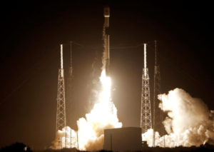 Yuk Cari Tahu Satelit Internet Starlink Buatan Elon Musk