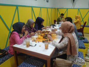 Fish In Fun Sediakan Beragam Sea Food