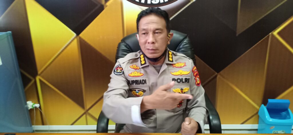 Terpeleset Saat Pegang Senjata, Oknum Brimob Tewaskan Pemancing