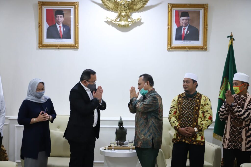 Dodi Reza Apresiasi STEIS Wujudkan SDM  Ekonomi dan Perbankan Syariah