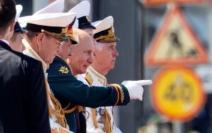 Angkatan Laut Rusia Akan Mempersenjatai Dengan nuklir hipersonik Dan Drone Bawah Laut