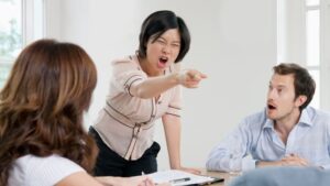 Begini Dampak yang Ditimbulkan dari Bullying di Tempat Kerja