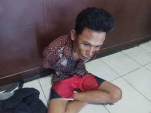 Aksi jambret gagal, Tersangka diamuk Massa