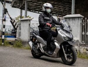 Begini Cara Berkendara Aman Bagi Bikers Dimasa Adaptasi Kebiasaan Baru