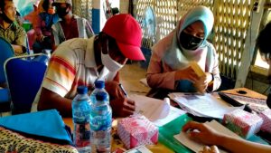 Warga Jirak Jaya Terdampak Pengeboran Sumur Minyak Terima Dana Kompensasi