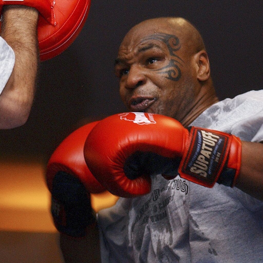 Rafael Cordeiro Yakin Mike Tyson Masih Bisa Lawan Fury dan Joshua