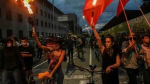 Petugas Polisi Kolombia Dituduh Membunuh Pemicu Kerusuhan Di Bogota