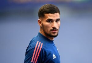 Houssem Aouar Capai Kesepakatan Pribadi dengan Arsenal