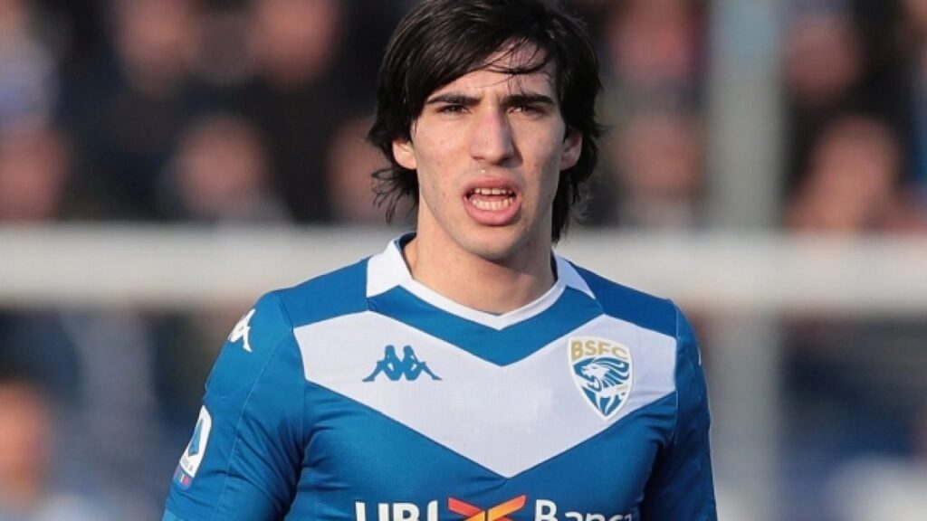 Sandro Tonali,Resmi Gabung AC Milan