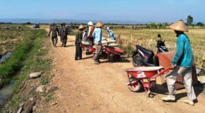 Warga Sendang Kulon Antusias Sambut TMMD di Desanya