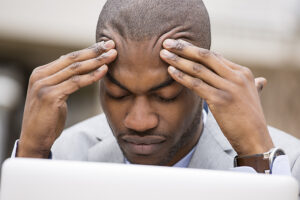 Lakukan Ini Untuk Mengatasi Migrain Saat Cuaca Panas