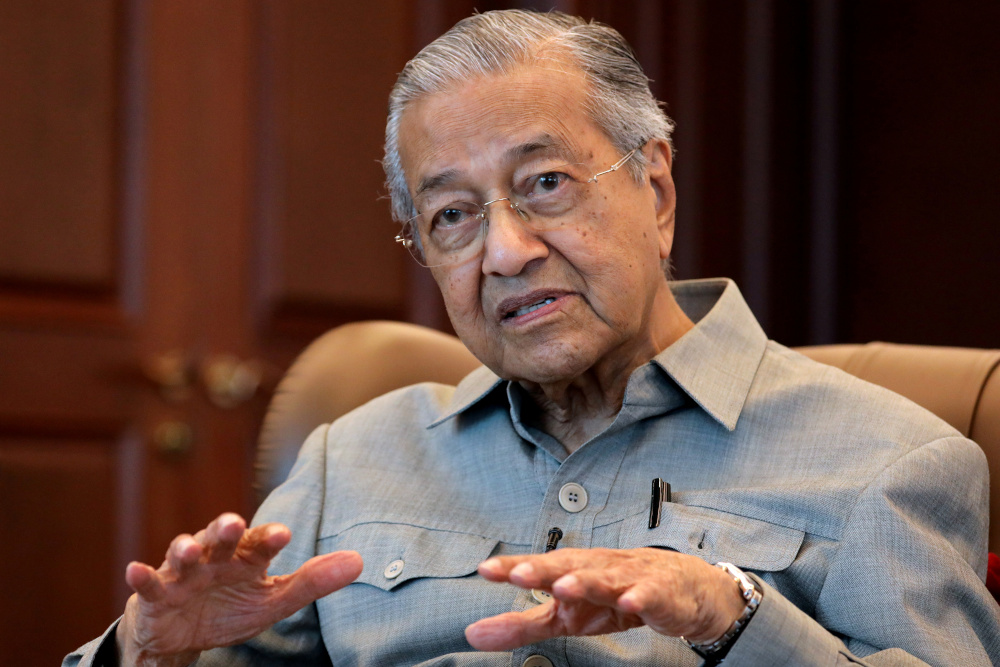 Mosi Tidak Percaya Akan Di Ajukan Mahathir Ke Muhyiddin