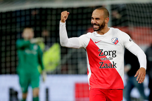 Ajax Merekrut Sean Klaiber Sebagai Pengganti Sergino Dest