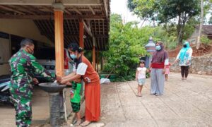 Cegah Penyebaran Covid-19, Posyandu di Jatiwarno Terapkan 3M