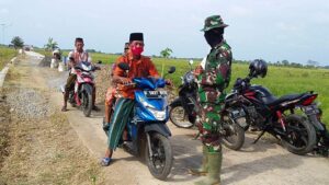 Warga Tak Sabar Lewati Jalan Baru