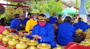 Karawitan Tresno Laras Jatiwarno Turut Meriahkan Penutupan TMMD Reg ke 109