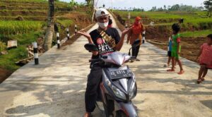 Mbah Lepo, Menikmati Jalan Bakti Juang Hasil Karya TMMD Karanganyar