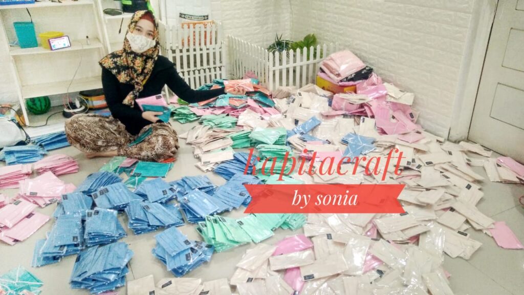 Di Tengah Pandemi Covid-19 Sonia Berdayakan Tetangga Sekitar Rumahnya