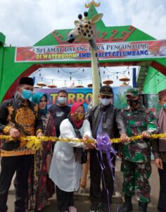Peresmian Waterboom, Lurah Gelumbang Ingatkan Disiplin Protokes