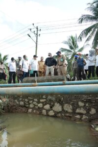 Bupati Muba Tinjau Langsung Atasi Genangan Air di Lais