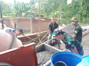 Kemanunggalan TNI dengan Warga Sukseskan TMMD