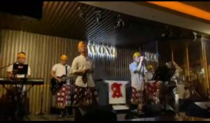 4 Seasons Band Hibur Pengunjung Wong Eatery & Drinks Palembang
