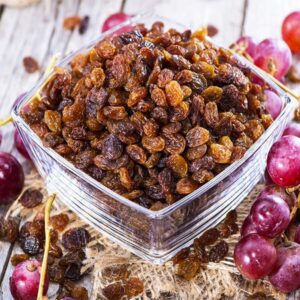 Memberikan Kismis Kepada Anak Bolekah ?