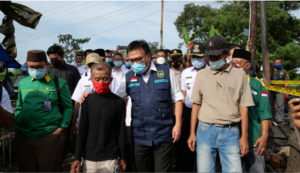 Plh. Bupati Muara Enim Sambangi Korban Kebakaran 