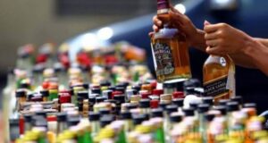 Presiden Jokowi Cabut Perpres Legalisasi Investasi Miras