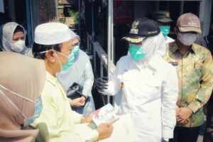 Fitrianti Agustinda Kunjungi Warga Yang Kena Musibah Kebakaran Di Plaju