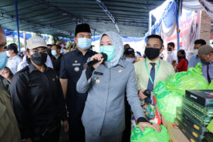 Jaga Stabilitas Pasar Murah Wawako Palembang Lakukan Sidak