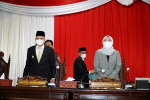 Pansus DPRD Sumsel Terima LKPJ Gubernur 2020 