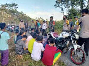 Polisi Bubarkan Aksi Balap Liar Di jalan Lingkar Lahat