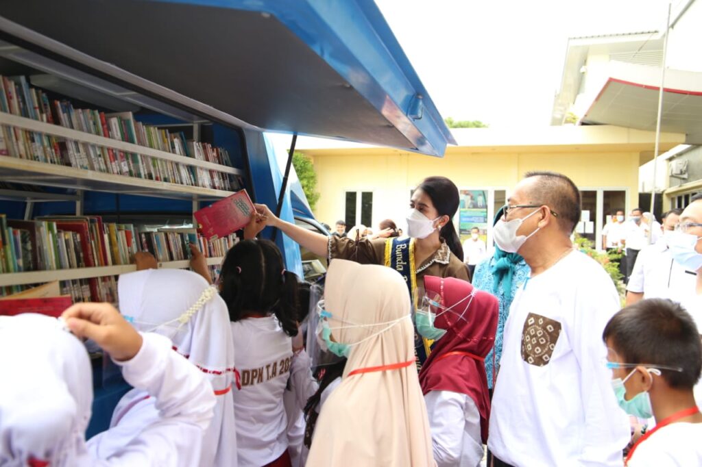 Perpustakaan Keliling Muba Jangkau  Pembaca Di Seluruh Desa