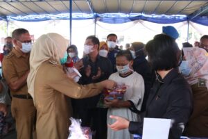 Bazar Murah Pemkot Palembang Tetap Diminati Warga