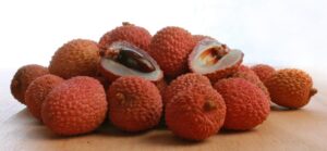 Segudang Manfaat Leci Untuk Anak